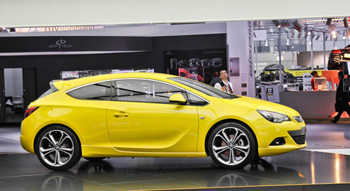 Opel Astra GTC -    Opel