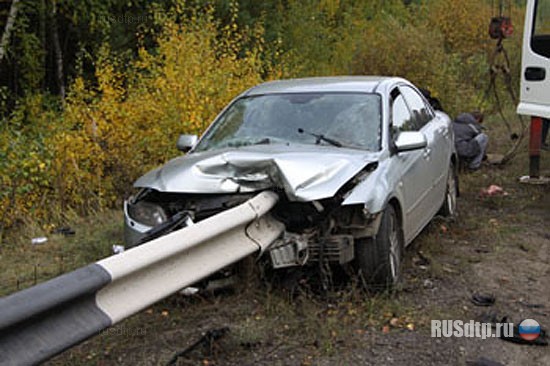 ДТП в Республике Марий Эл - отбойник насквозь проткнул Mazda 6 (ФОТО)