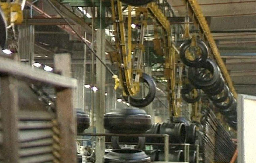 Pirelli: триденна пауза у виробництві в Карлайлі — ефект на постачання